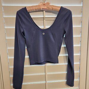 Lululemon long sleeve blue cropped top